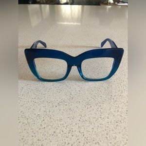 NWOT unisex Blue Ombré Glasses